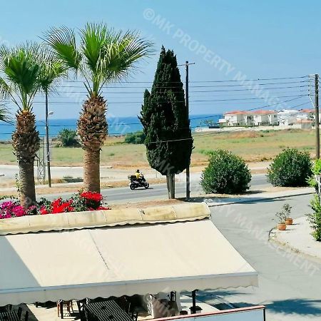 لارنكا Lysia Sea-View Apartment المظهر الخارجي الصورة