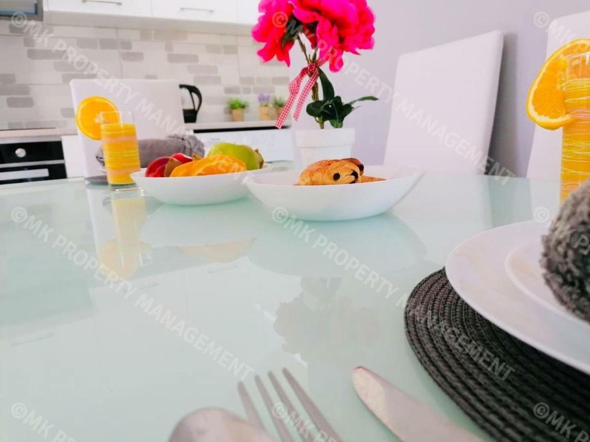 لارنكا Lysia Sea-View Apartment المظهر الخارجي الصورة