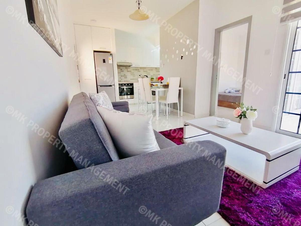 لارنكا Lysia Sea-View Apartment المظهر الخارجي الصورة