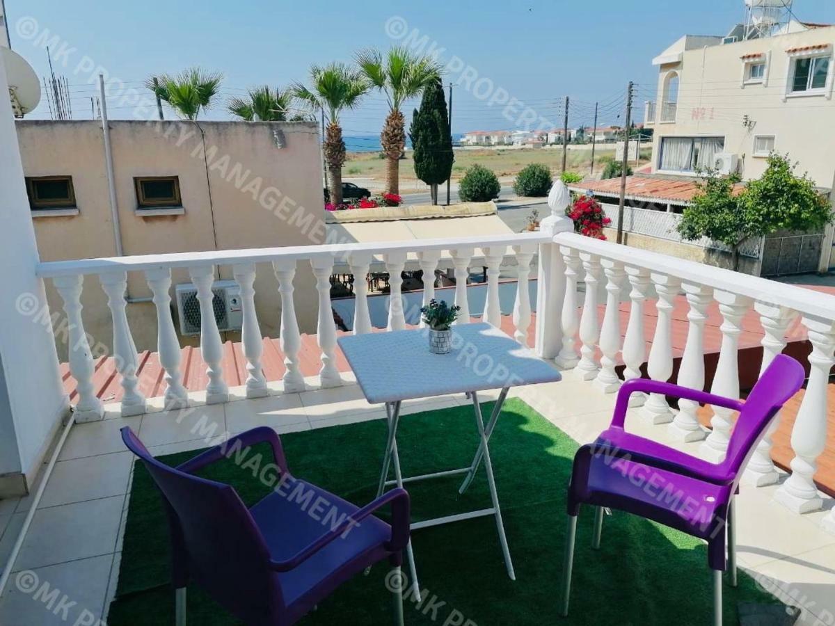لارنكا Lysia Sea-View Apartment المظهر الخارجي الصورة