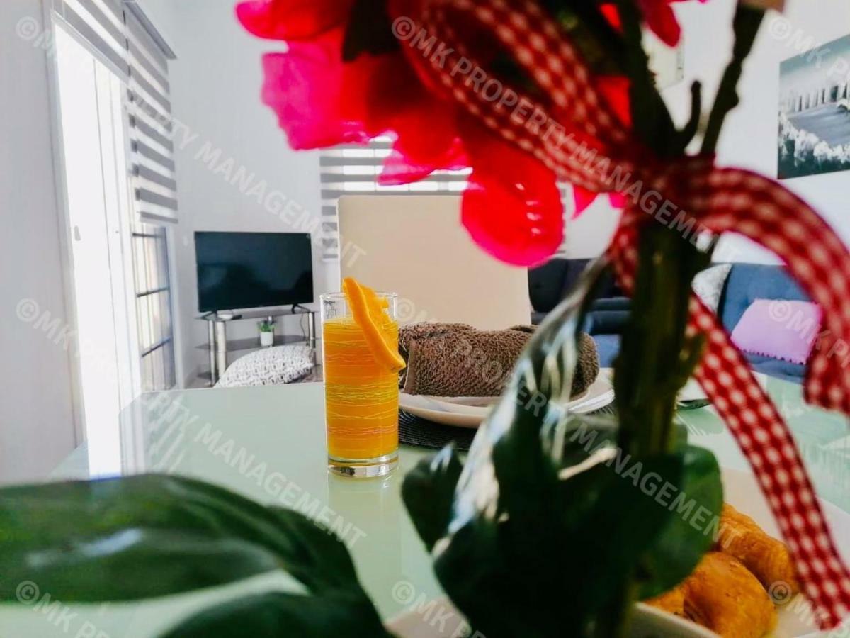 لارنكا Lysia Sea-View Apartment المظهر الخارجي الصورة